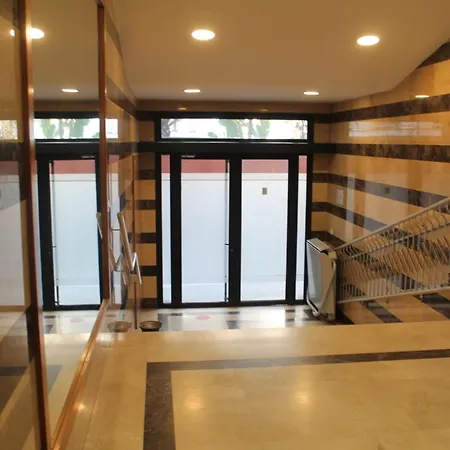 펜션 Piso Solymar Trimar *