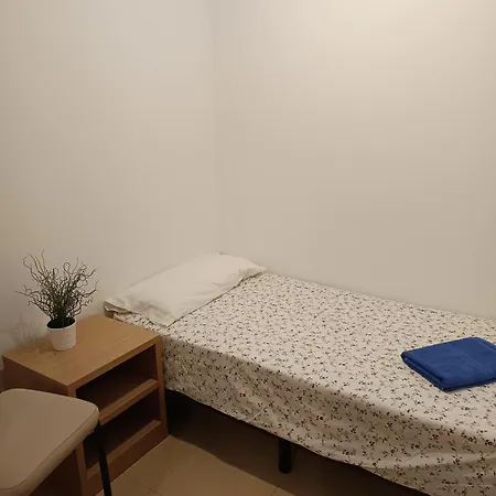 Piso Solymar Trimar 펜션 료렛 드 마르