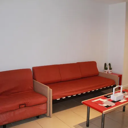 Piso Solymar Trimar * 료렛 드 마르